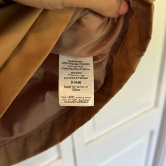 Time and Tru tan light weight rain jacket size small - Picture 5 of 9